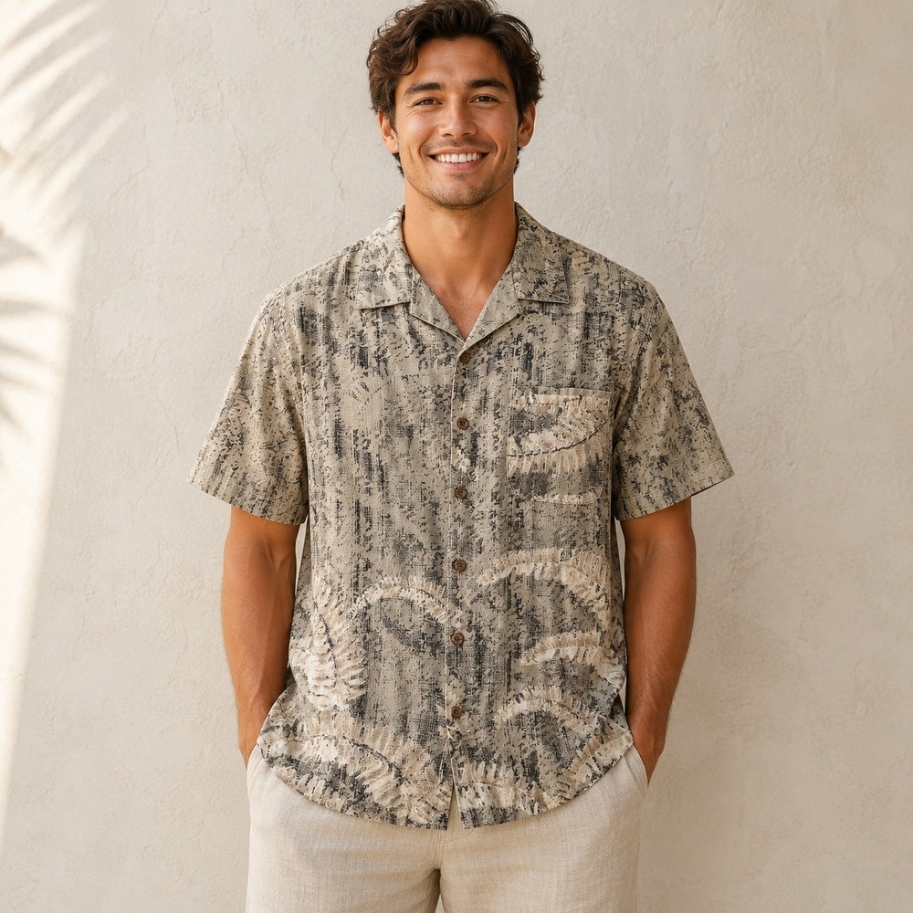 Tommy Bahama Silk Shirt M Beige Abstract Leaf Print Short Sleeve Camp Pocket